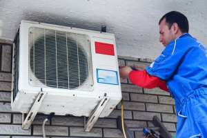 24/7 and Emergency HVAC Near March Air Reserve Base, CA | Air Conidtioning and Heating Contractors